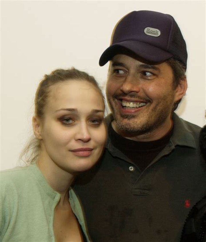 Fiona Apple Husband: A Look into Her Life and Relationships