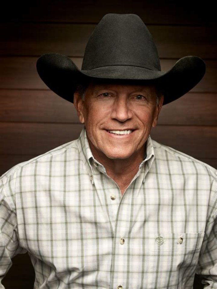 George Strait Jr: The Rising Star in Country Music