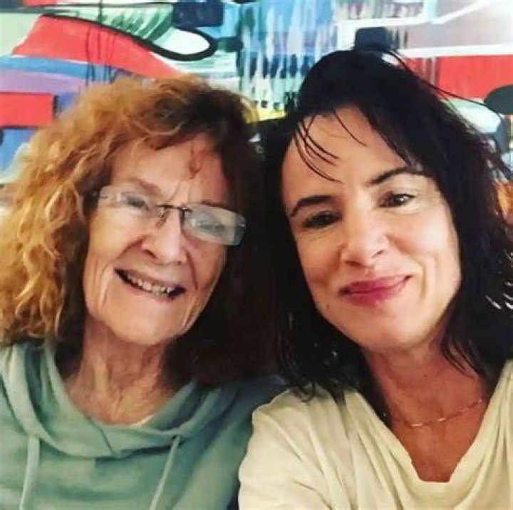 Glenis Duggan Batley: A Comprehensive Insight into Her Life and Legacy