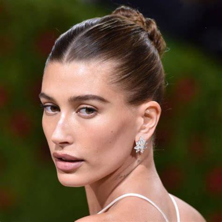 Hailey Bieber News: The Latest Updates on the Model and Influencer
