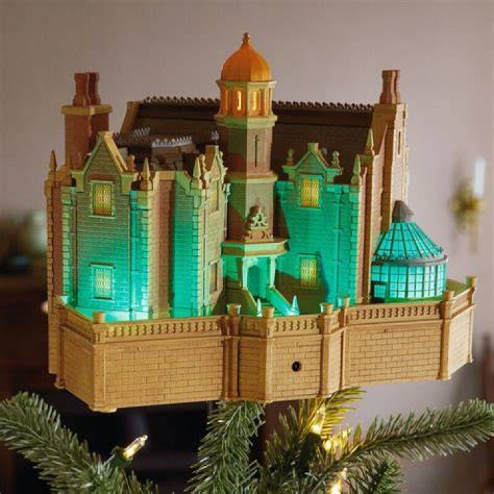 Haunted Mansion Light Up Music House from 1990s Disney Store: A Nostalgic Journey