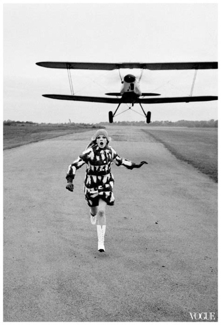 Helmut Newton Famous Photos: A Visual Mastery of Provocative Artistry