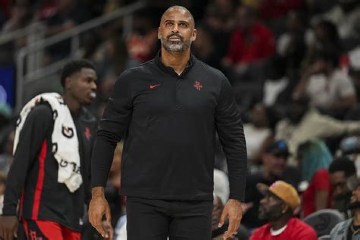Houston Rockets Coach Marries Fianc&eacute;e: A Love Story to Remember