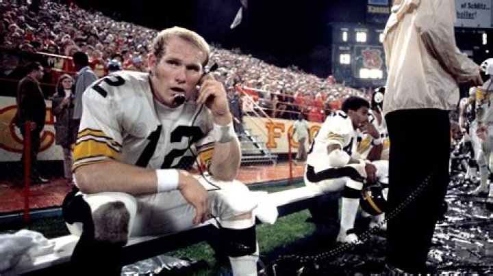 How Long Did Terry Bradshaw Play in the NFL: A Deep Dive into His Career