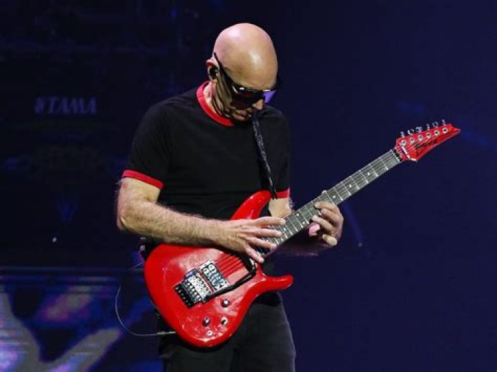 How Tall Is Joe Satriani? Unveiling the Height of the Legendary Guitar Virtuoso