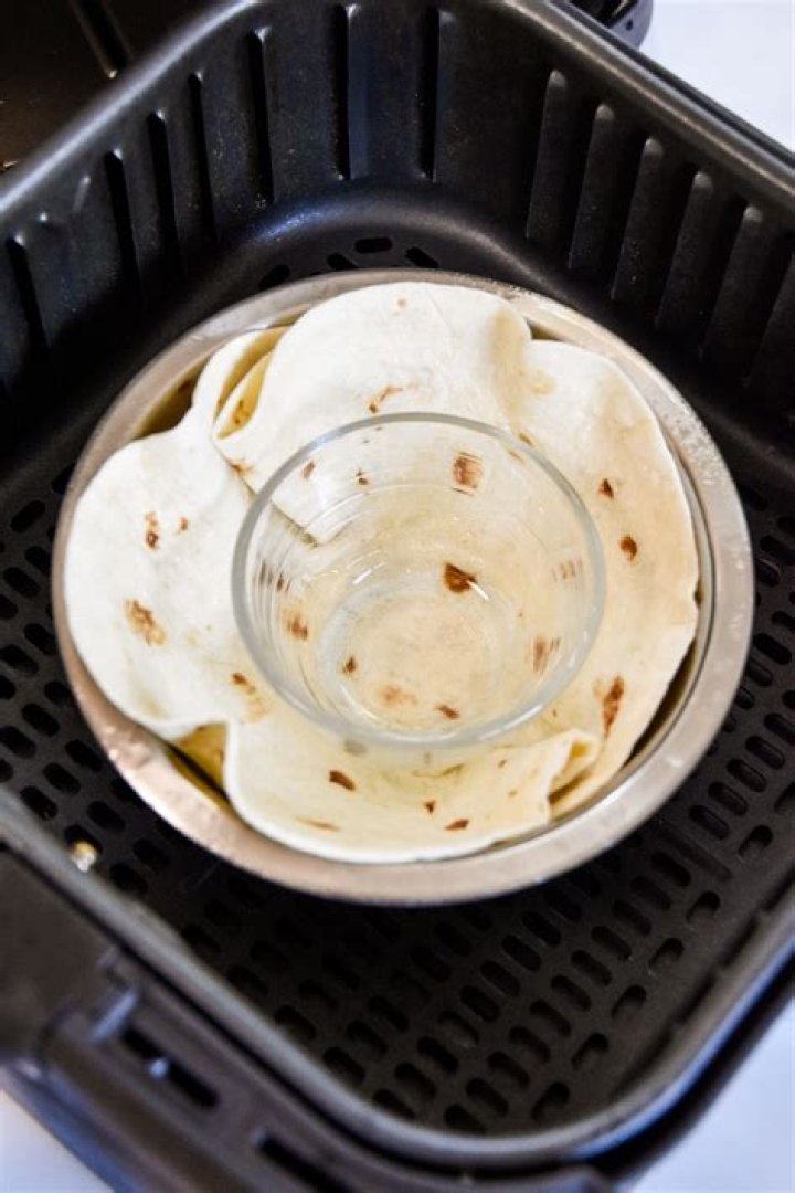 How to Make Flour Tortilla Bowls in Air Fryer: A Simple and Delicious Guide