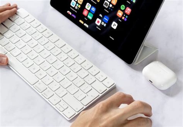 How to Pair a Magic Keyboard Without Logging In