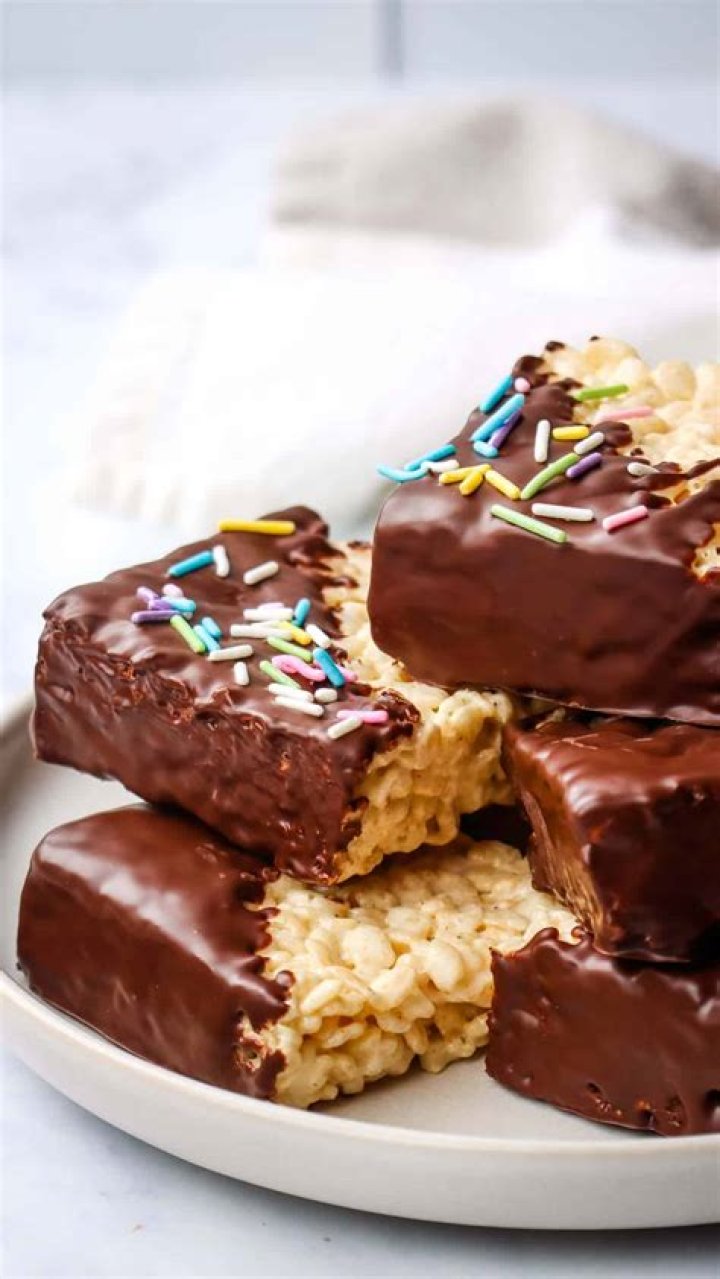 Irresistibly Sweet: The Delight of Chocolate Covered Rice Krispie Treats