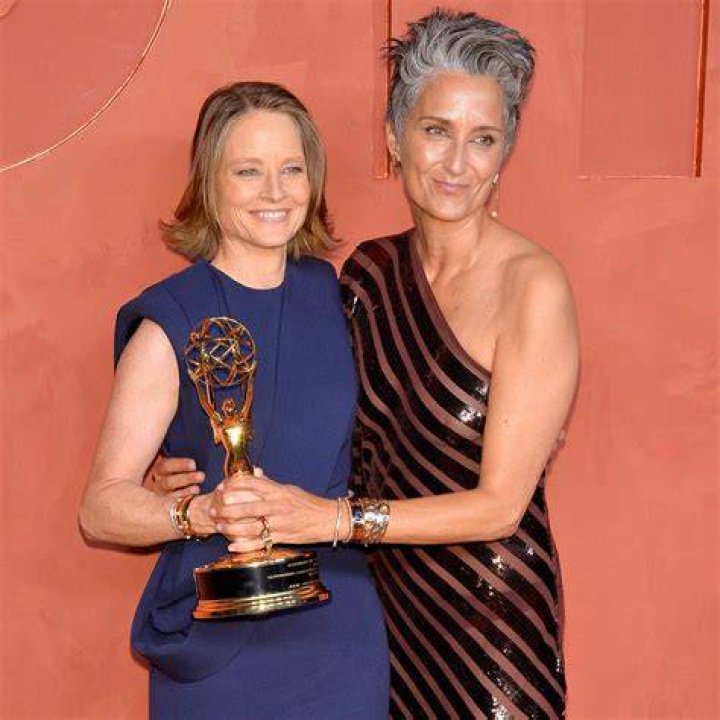 Is Actress Jodie Foster Married? A Comprehensive Insight into Her Personal Life