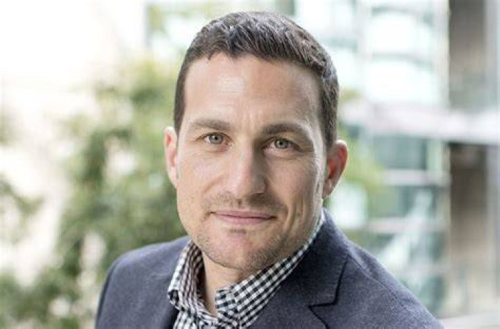 Is Andrew Huberman Married? Exploring the Personal Life of the Renowned Neuroscientist