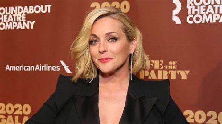 Jane Krakowski Net Worth: Unveiling the Star's Financial Success