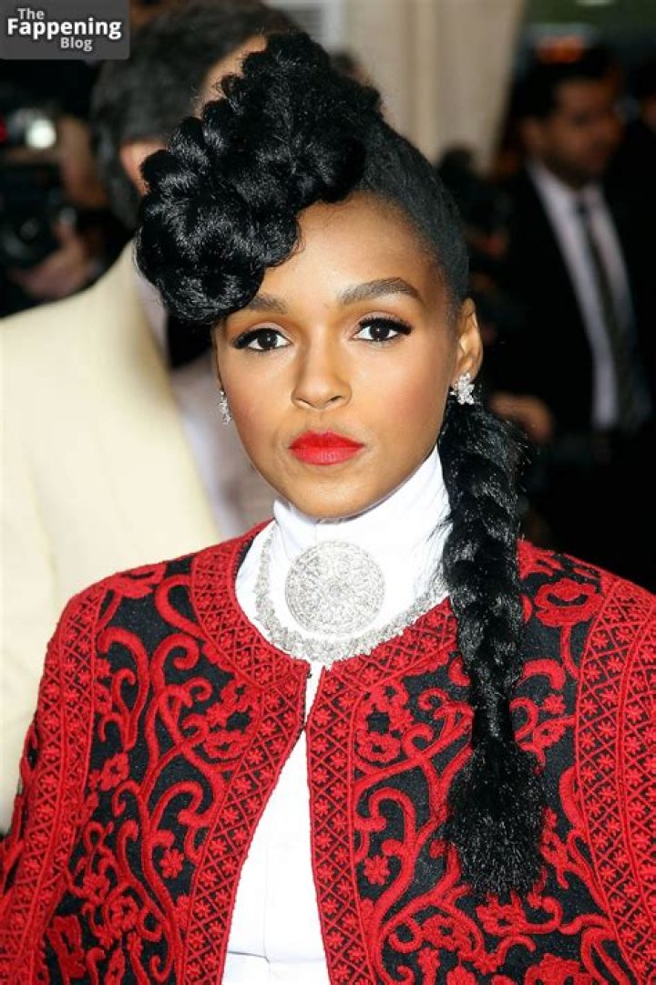 Janelle Monáe Nude: Exploring the Artistry and Impact of Body Positivity