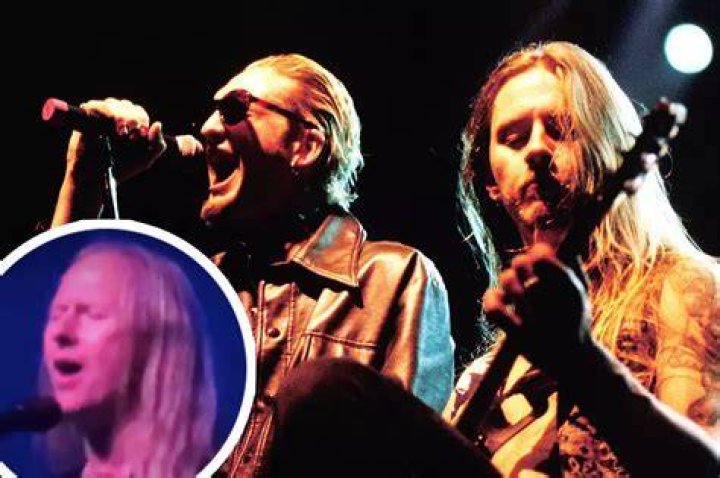 Jerry Cantrell: The Mastermind Behind Grunge's Evolution