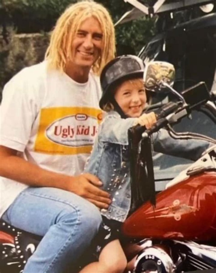 Joe Elliott's Kids: A Glimpse into the Family Life of the Def Leppard Frontman