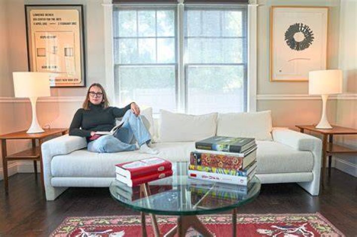 Julia Ioffe: A Comprehensive Look at the Acclaimed Journalist