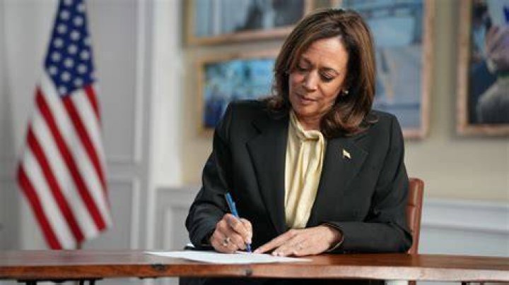 Kamala Harris and Willie: A Deep Dive into Their Connection and Impact