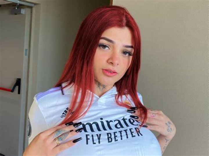 Karely Ruiz Con Spiderman: The Fascinating Connection Between a Rising Star and the Iconic Superhero