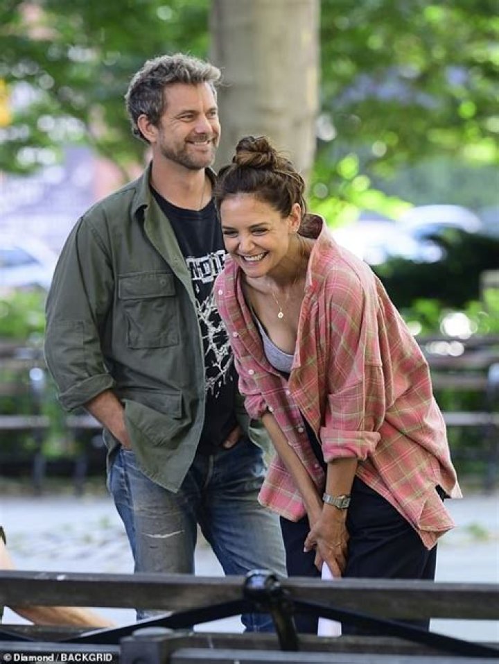 Katie Holmes and Joshua Jackson: A Deep Dive into Their Relationship