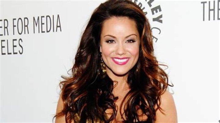 Katy Mixon: A Multifaceted Star in Hollywood