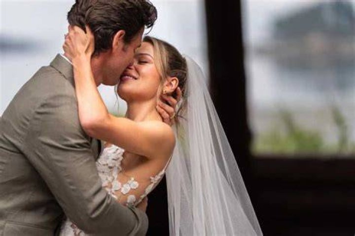 Kayla Wallace and Kevin McGarry Wedding Photos: A Beautiful Love Story Captured