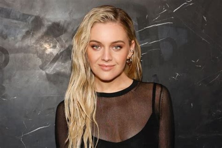 Kelsea Ballerini's Instagram: A Glimpse into the Life of a Rising Star