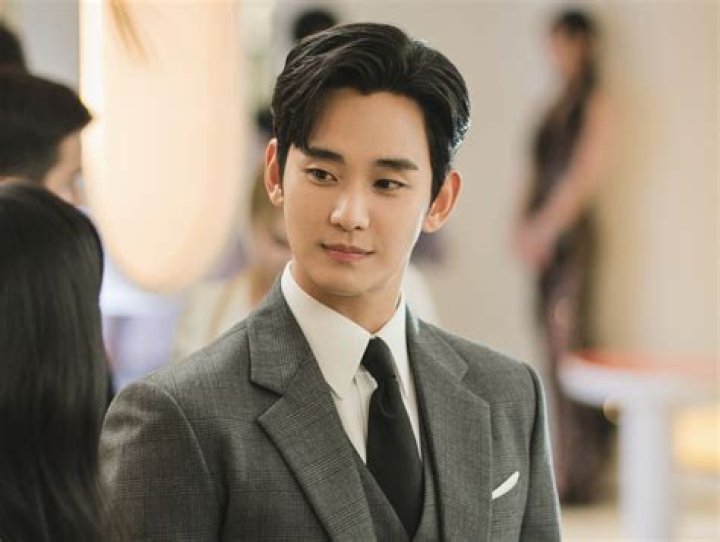 Kim Soo Hyun: A Journey of Talent and Success
