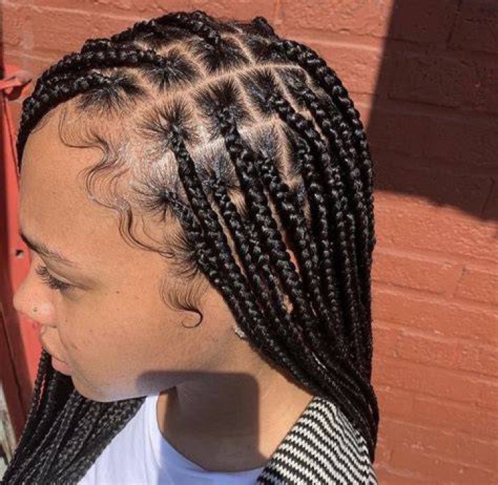 Knotless Twisting: The Ultimate Guide to a Stunning and Protective Hairstyle