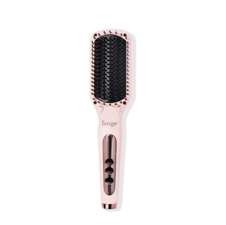 Lange Brush: The Ultimate Tool for Luxurious Hair Styling