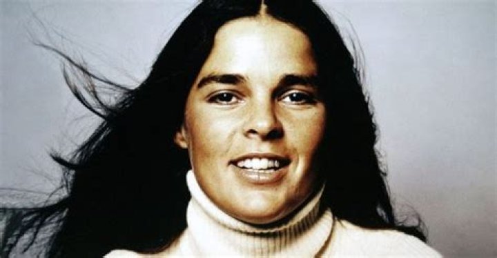 Legendary Ali McGraw: A Hollywood Icon