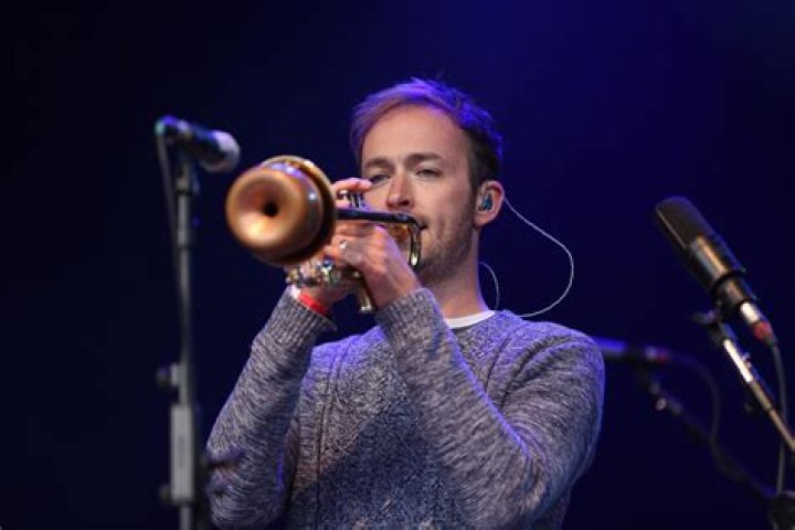 Liam Arrows: The Rising Star in the Music Industry