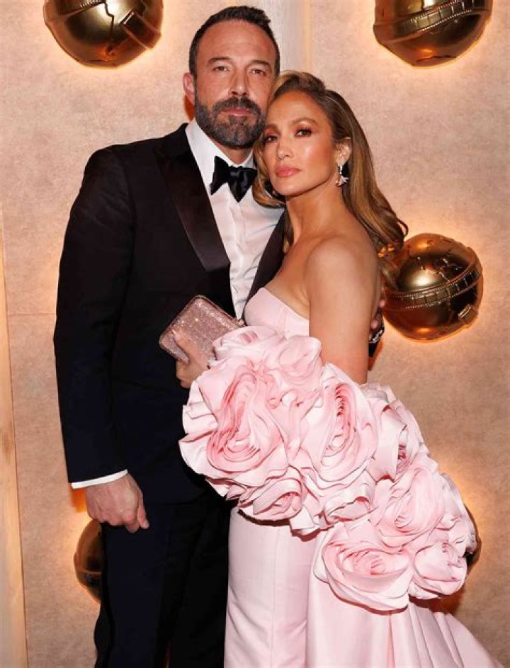 Lopez, Affleck Divorce Sidelines Drama: Unraveling the Headlines