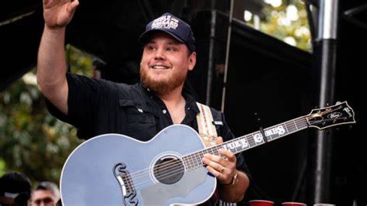 Luke Combs and His Connection to Trump: A Deep Dive into Country Music and Politics