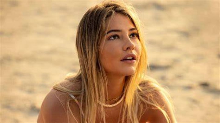 Madelyn Cline Naked: A Deep Dive Into Her Career and Impact on Pop Culture