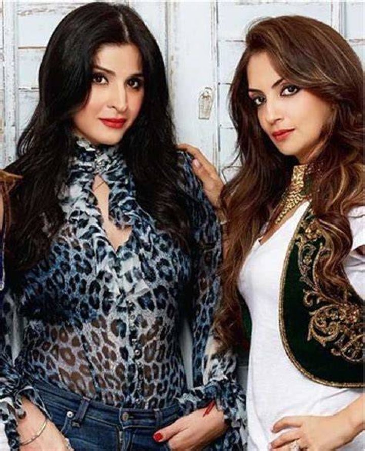 Maheep Kapoor: The Glamorous Life of a Star Wife