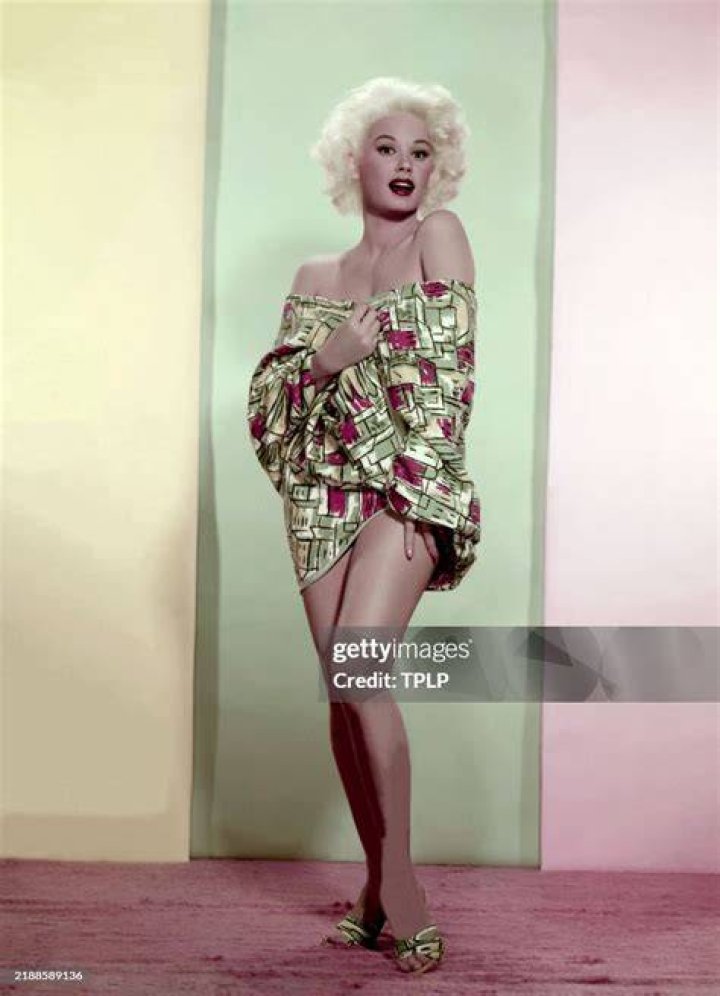 Mamie Can Doren: The Inspirational Journey of a Modern-Day Pioneer