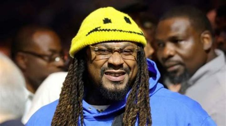 Marshawn Lynch's Net Worth: Wealth and Career Overview