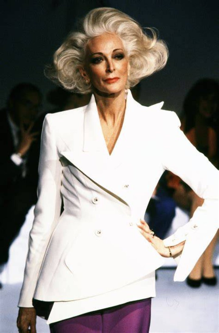 Model Carmen Dell'Orefice: The Timeless Icon of Fashion