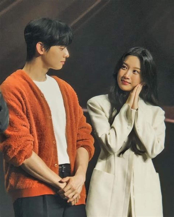 Moon Ga Young and Cha Eun Woo Relationship: A Deep Dive into Their Bond