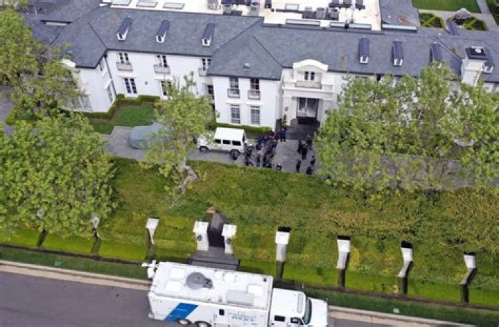 P Diddy Mansion Photos: A Glimpse Inside the Lavish Lifestyle of Sean Combs