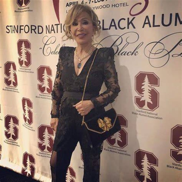 Pary Simpson: The Life and Impact of a Rising Star