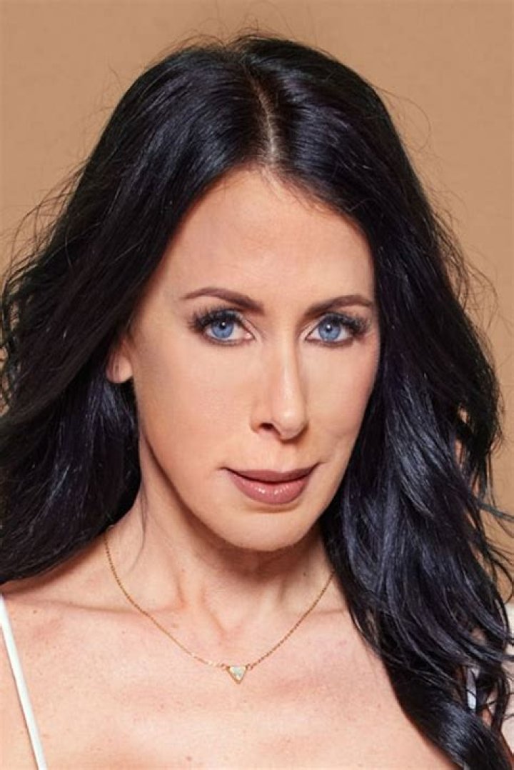Reagan Foxx: The Rising Star in Adult Entertainment