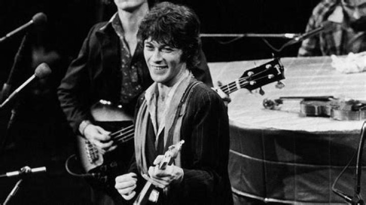 Robbie Robertson Band: The Timeless Sound of a Musical Icon