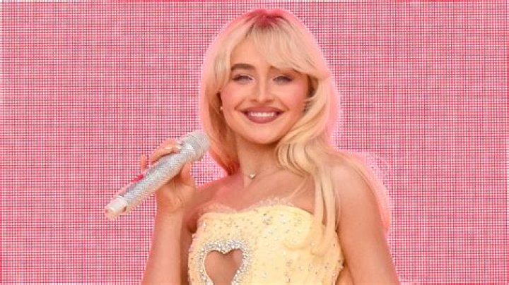 Sabrina Carpenter's Family: A Deep Dive into Her Roots and Relationships