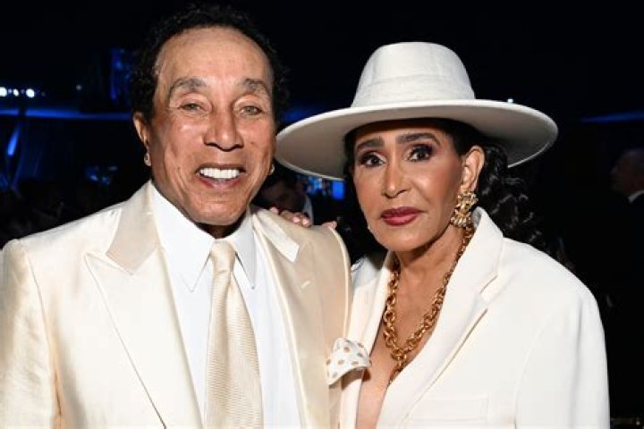 Smokey Robinson and Family: A Deep Dive into the Life of an Iconic Music Legend