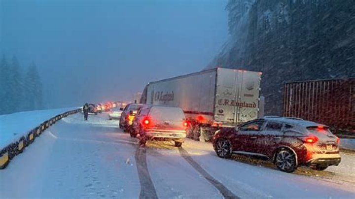 Snoqualmie Pass Report: Your Ultimate Guide to the Scenic Gateway