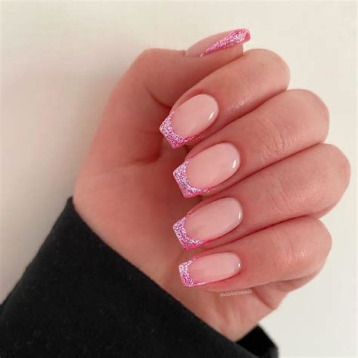 Stunning Pink Glitter Nail Designs: A Comprehensive Guide