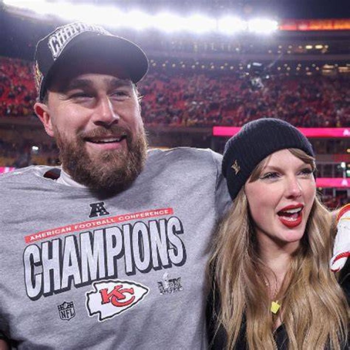 The Engagement of Taylor Swift and Travis Kelce: A Comprehensive Insight