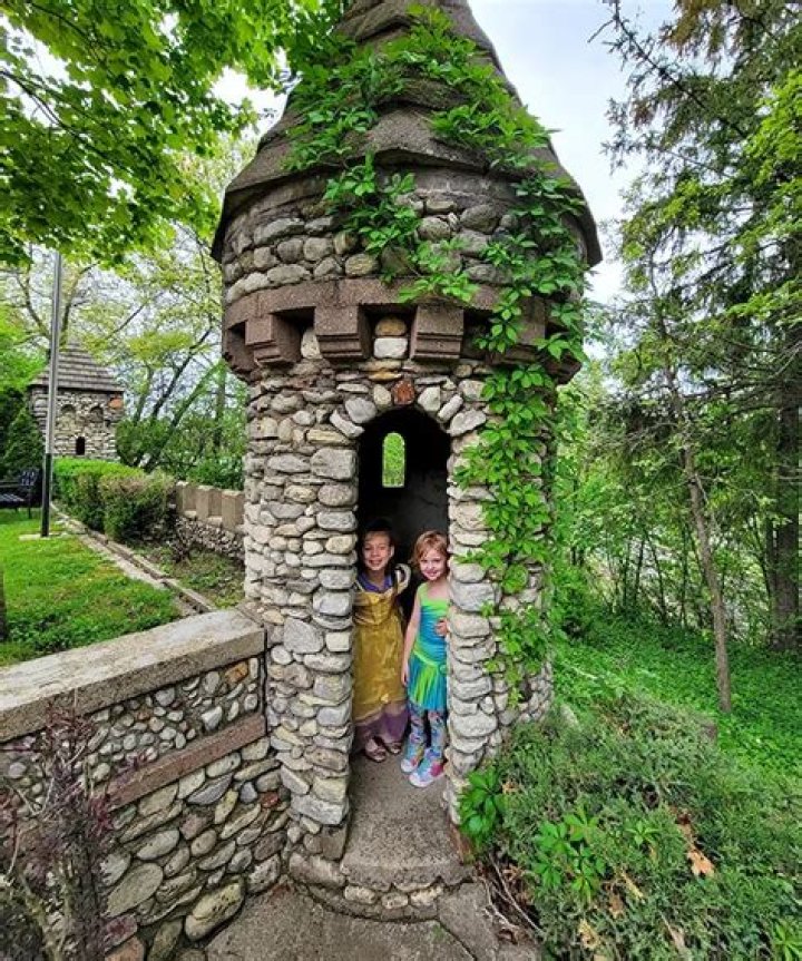 The Enigmatic Bettendorf Castle: A Journey Through Time