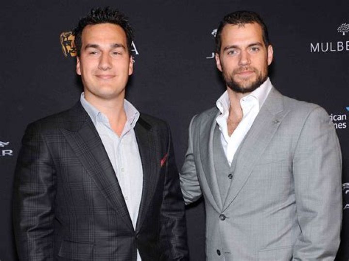 The Henry Cavill Sibling Guide: Meet His Brothers and Sister