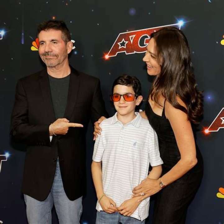 The Inspiring Journey of Simon Cowell: Overcoming Challenges and Redefining Success